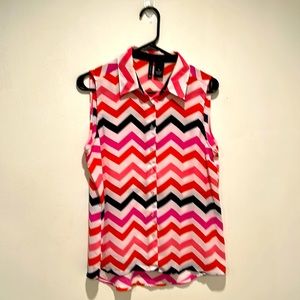 New Direction Chevron Multi-Color Sleeveless Button-Down Blouse